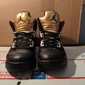 Jordan 5 customer beaters